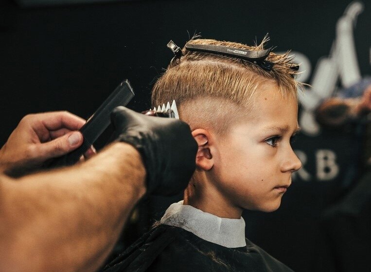 Kids' haircut