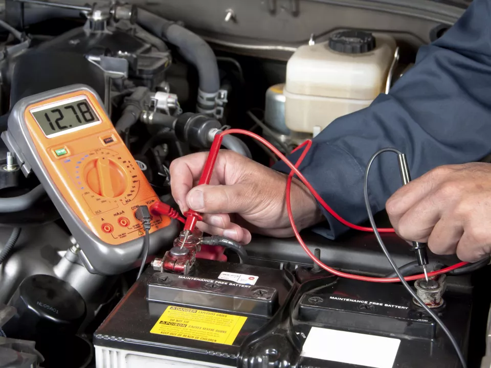 Auto electrical repair