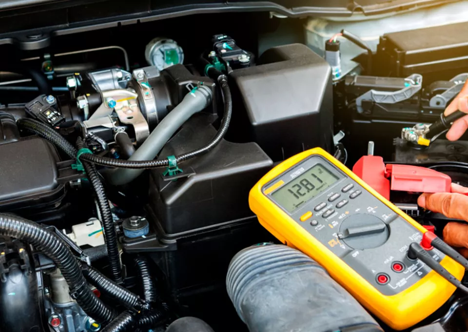 Short circuit and other electrical faults in the car photo