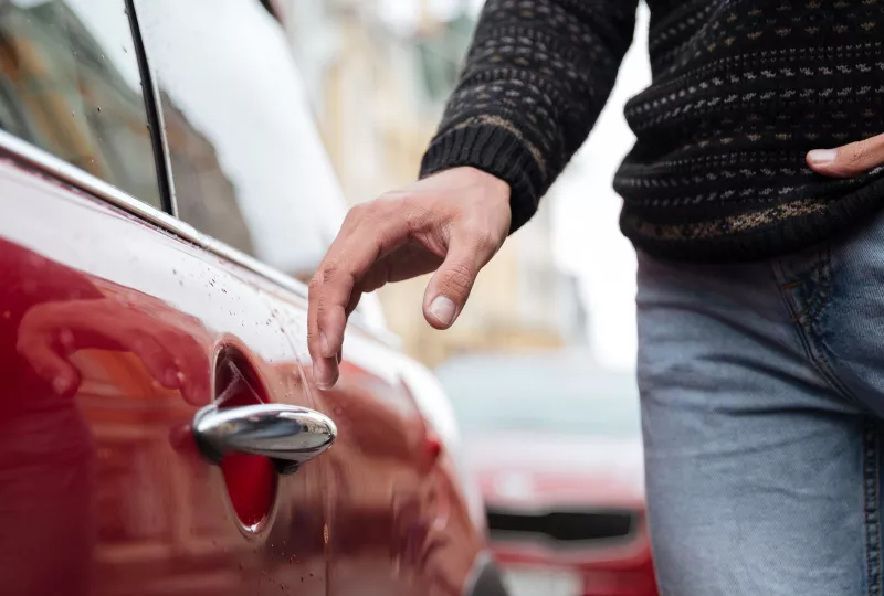 “The Valley Scheme” has reached the car market: how cars are taken away from Russians